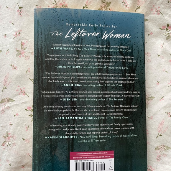 Bundle of Books - Picture 2 of 6